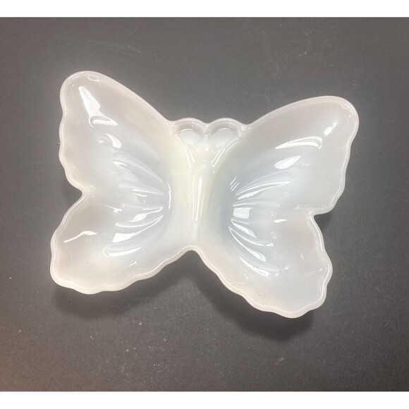 Set of Two Avon Milk Glass Trinket Dishes Owl Soap Dish Butterfly Dish 6" Retro - Picture 3 of 16